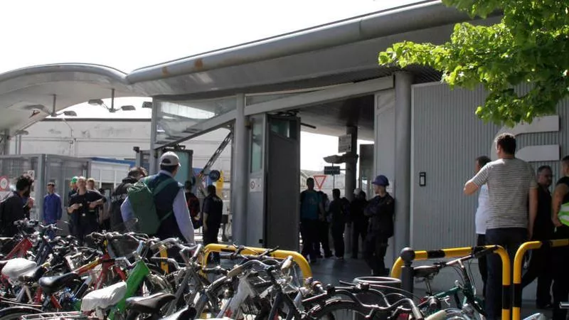 Monfalcone, faceva attività “pesanti” in malattia. Licenziato, l’operaio ottiene il reintegro